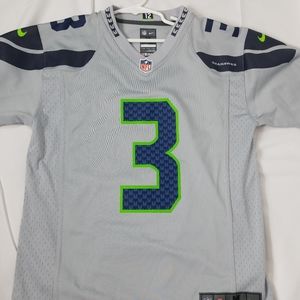 Russell Wilson kids 10/12 year medium Jersey